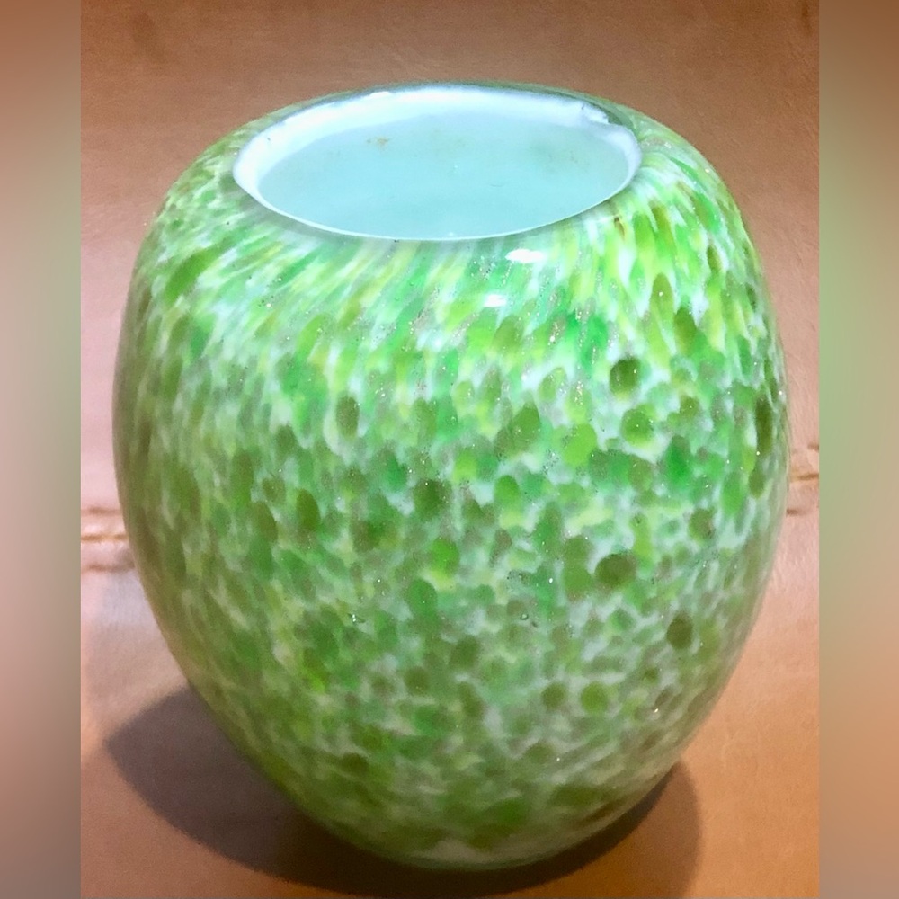 Vintage Hand Blown Art Glass Green Speckled Bud Vase